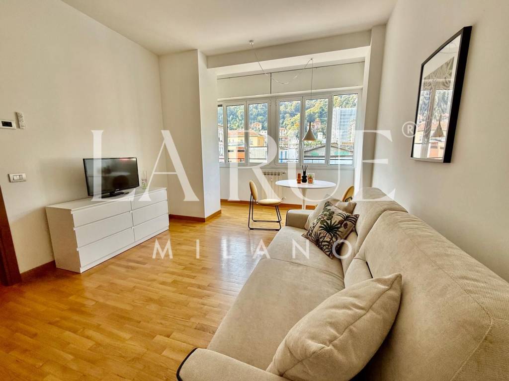 Appartamento a Como in Viale Innocenzo XI, 19 - Foto 4