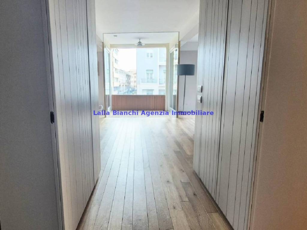 Appartamento a Pesaro in PIAZZALE LAZZARINI - Foto 2