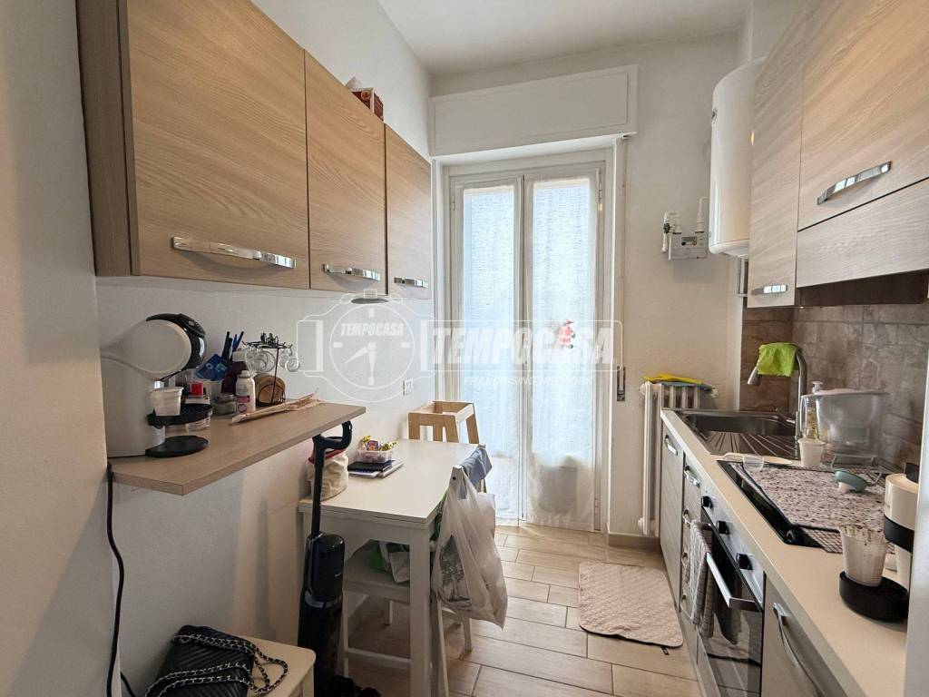 Appartamento a Rozzano in Via Mincio, 20 - Foto 2