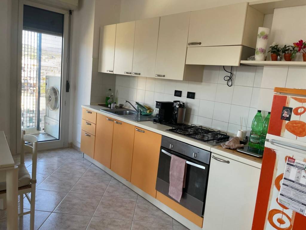 Appartamento a Savona in Piazza Santa Cecilia - Foto 4