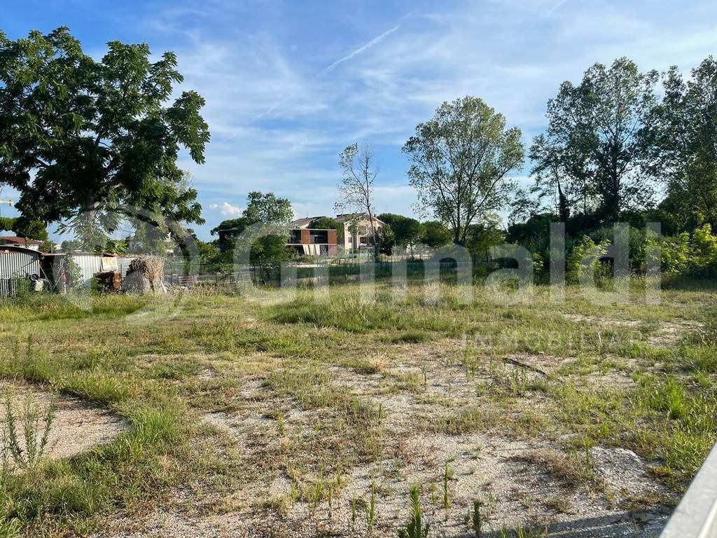 Terreno a Cervia in Via Pinarella, 494 - Foto 2