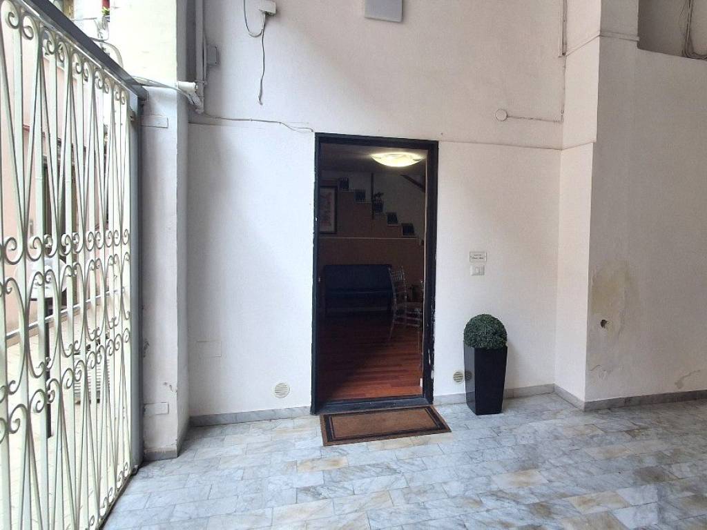Appartamento a Torre annunziata in Via Gastone Maresca, 49 - Foto 3
