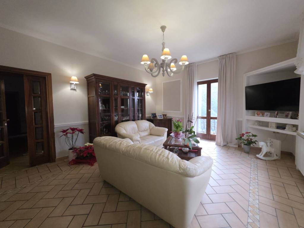Villa a Cerreto di spoleto in Strada Comunale di Triponzo - Foto 2