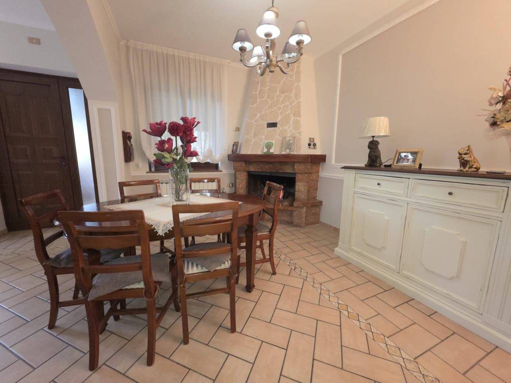 Villa a Cerreto di spoleto in Strada Comunale di Triponzo - Foto 4