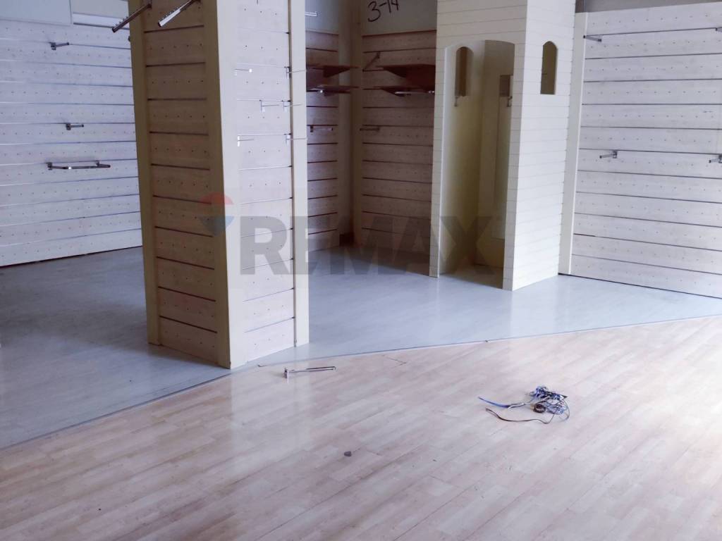 Immobile a Bari in Piazza Giuseppe Garibaldi, 70 - Foto 3