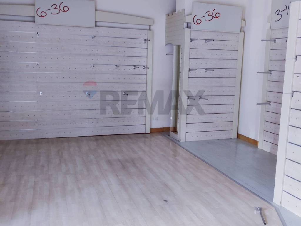 Immobile a Bari in Piazza Giuseppe Garibaldi, 70 - Foto 5