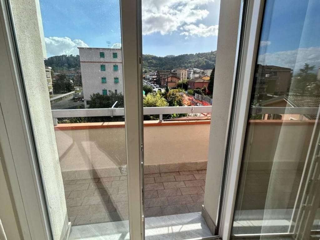 Appartamento a Follo in Via Brigate Partigiane - Foto 5