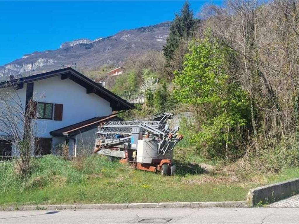Terreno a Nogaredo in VIA VIGNAI - Foto 3