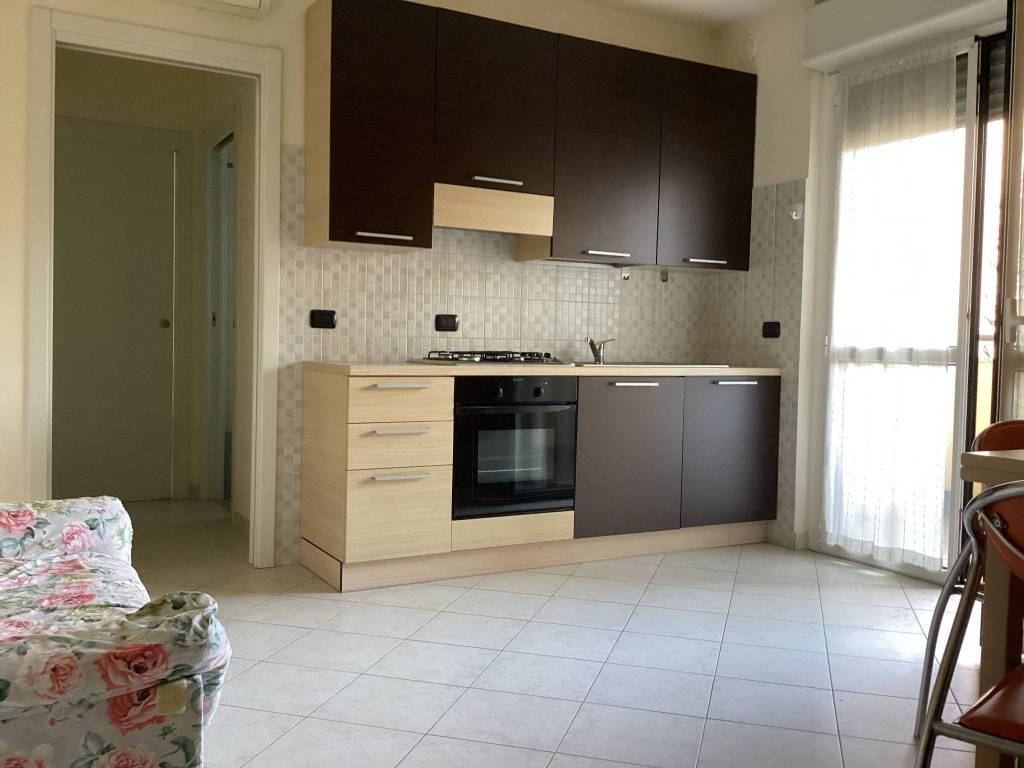 Appartamento a Castellanza in Via Giuseppe Garibaldi, 9 - Foto 3