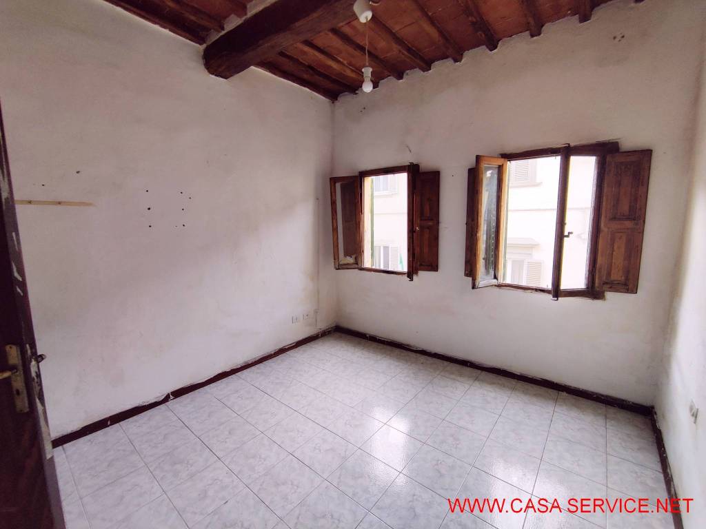 Appartamento a Montevarchi in Via Roma - Foto 2