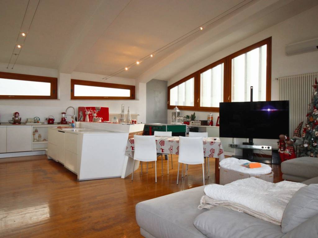 Attico / mansarda a Vicenza in Viale Verona, 120 - Foto 4