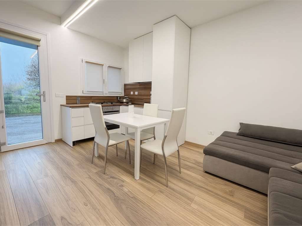 Appartamento a Bologna in VIA AZZOLINI - RISTRUTTURATO - RISC. AUT. - Foto 5