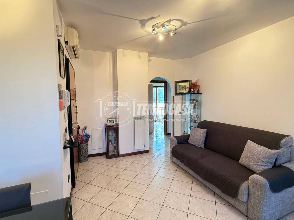 Appartamento a Rozzano in Viale Isonzo 116 - Foto 5