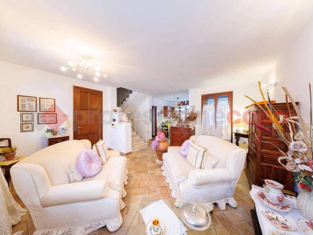 Casa indipendente a Collesalvetti in Via Peppino Impastato - Foto 4