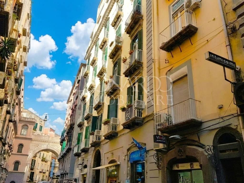 Appartamento a Napoli in Via Chiaia - Foto 2