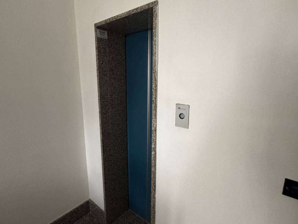 Appartamento a Lecce in Via Aldo Estrafallaces - Foto 3