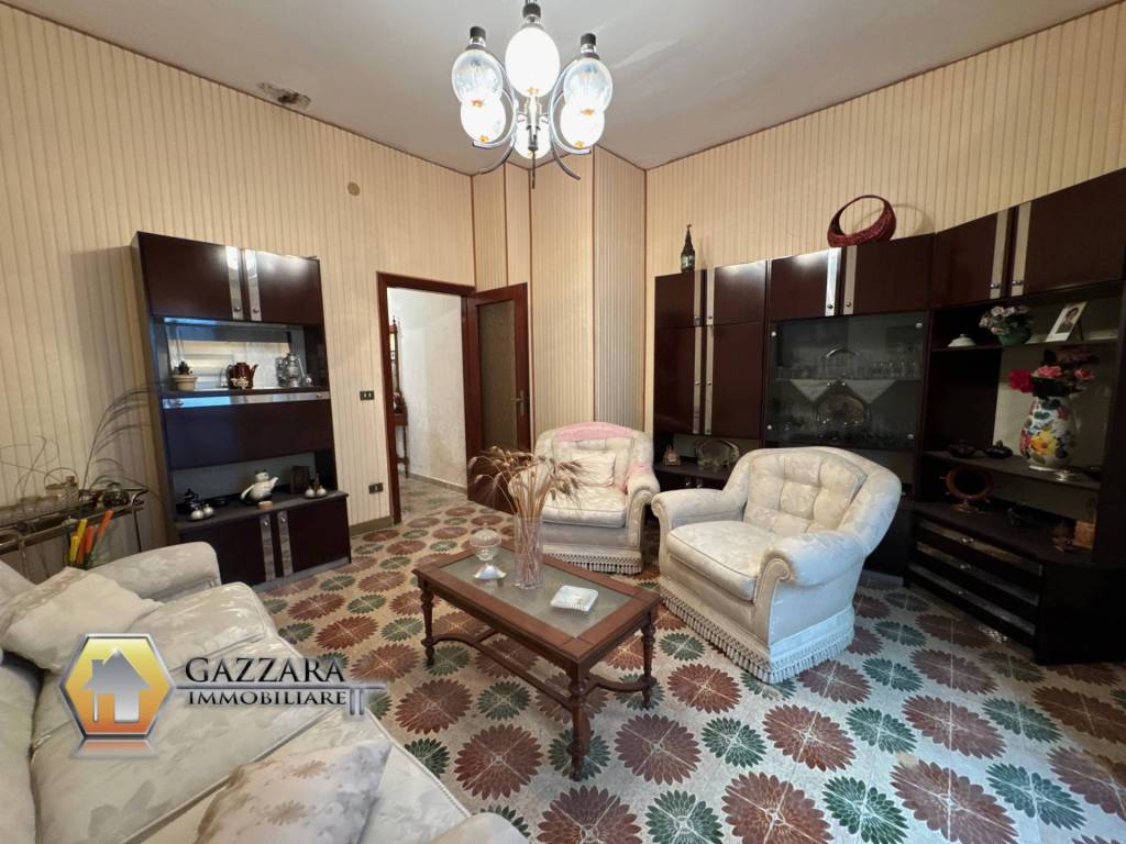 Casa indipendente a Canicattini bagni in via Magenta, 92 - Foto 3