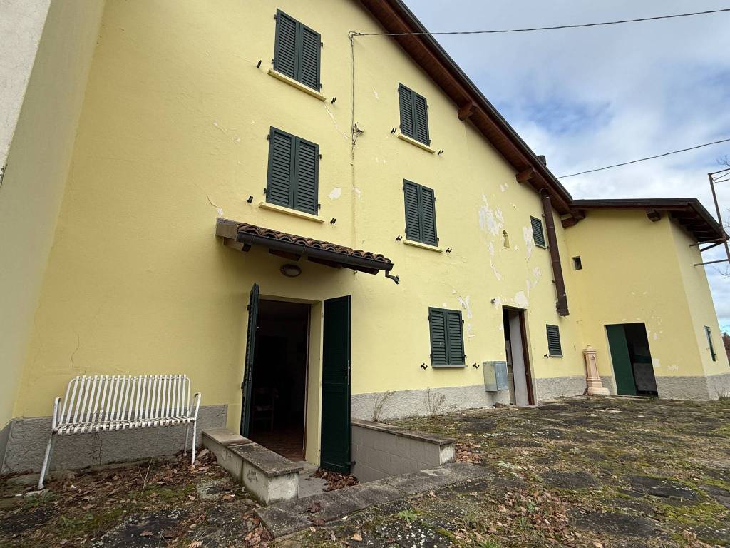 Villa a Lizzano in belvedere in Via Gabba, 21 - Foto 4