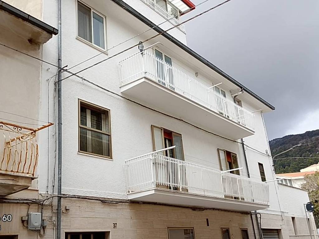 Appartamento a San giovanni rotondo in Via Alessandro Volta, 37 - Foto 4