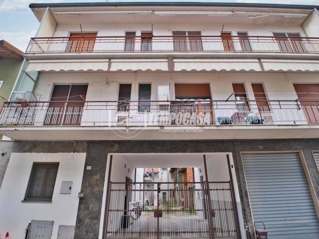 Appartamento a Gattinara in Via 4 Novembre 1918, 38 - Foto 2