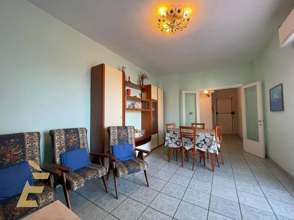 Appartamento a Pomezia in Lungomare Delle Sirene, 266 - Foto 2