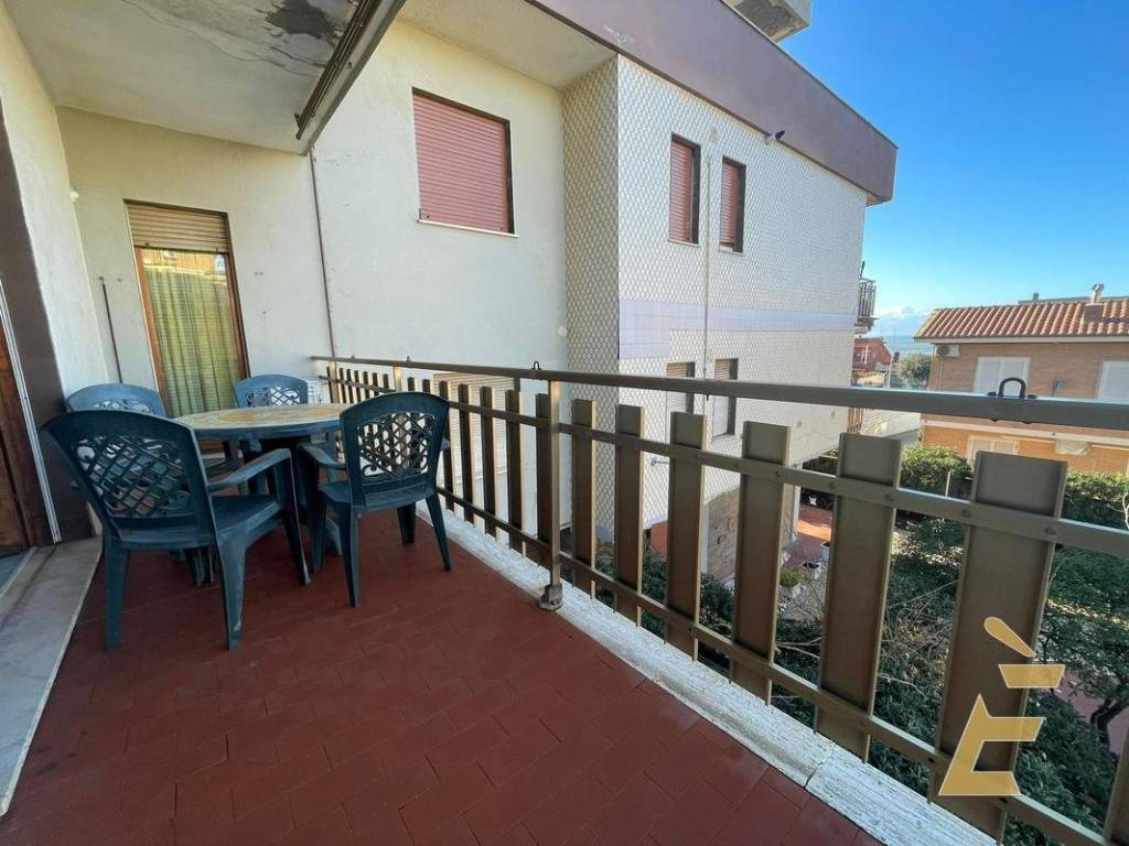 Appartamento a Pomezia in Lungomare Delle Sirene, 266 - Foto 5