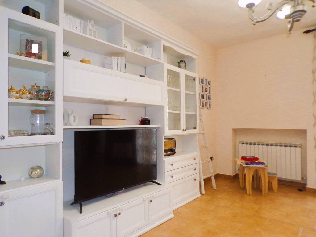 Villa a Gualdo tadino in Via Tagina - Foto 5