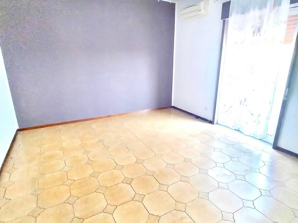 Appartamento a Aci catena in Via Chiusa della Croce - Foto 4