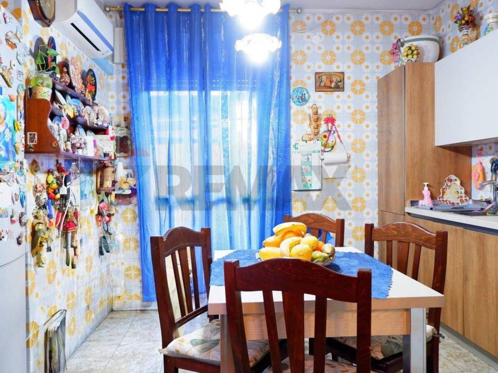 Appartamento a Caserta in VIA DE FRANCISCIS, 50 - Foto 3