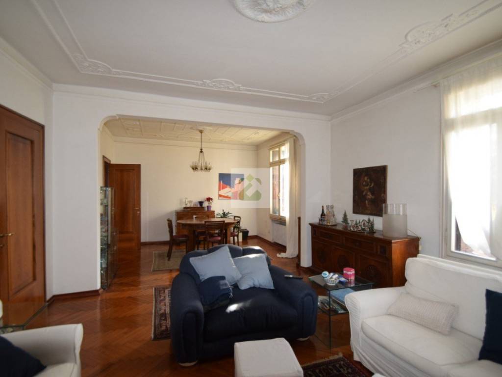 Villa a Schio in VIA ARNALDO FUSINATO, 6 - Foto 2