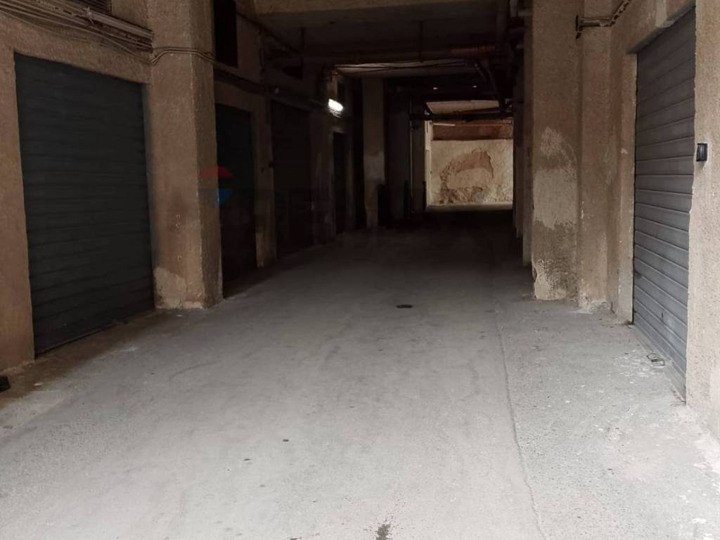 Box / garage a Siracusa in Via Alcibiade, 58 - Foto 2