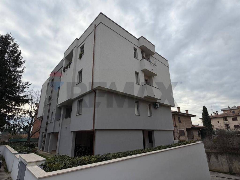Appartamento a Foligno in Via Giovanni Caboto - Foto 2
