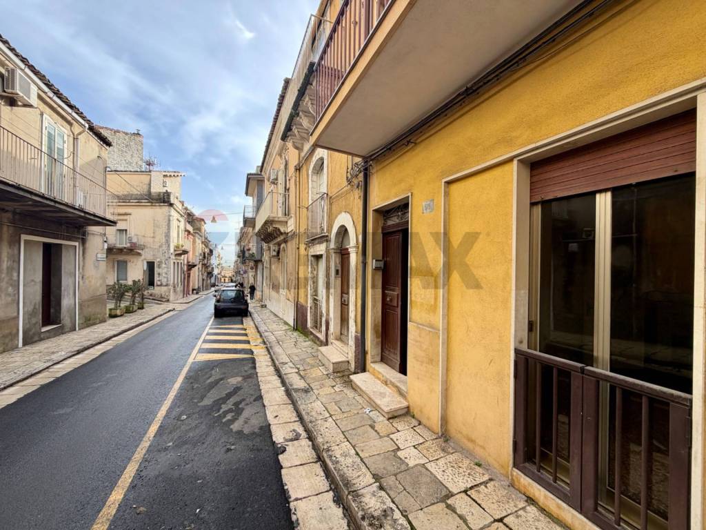 Casa indipendente a Ragusa in Via Salvatore, 98 - Foto 4