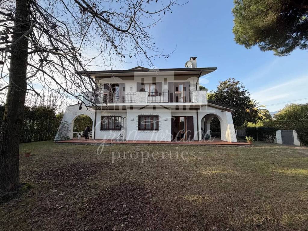 Villa a Forte dei marmi - Foto 2