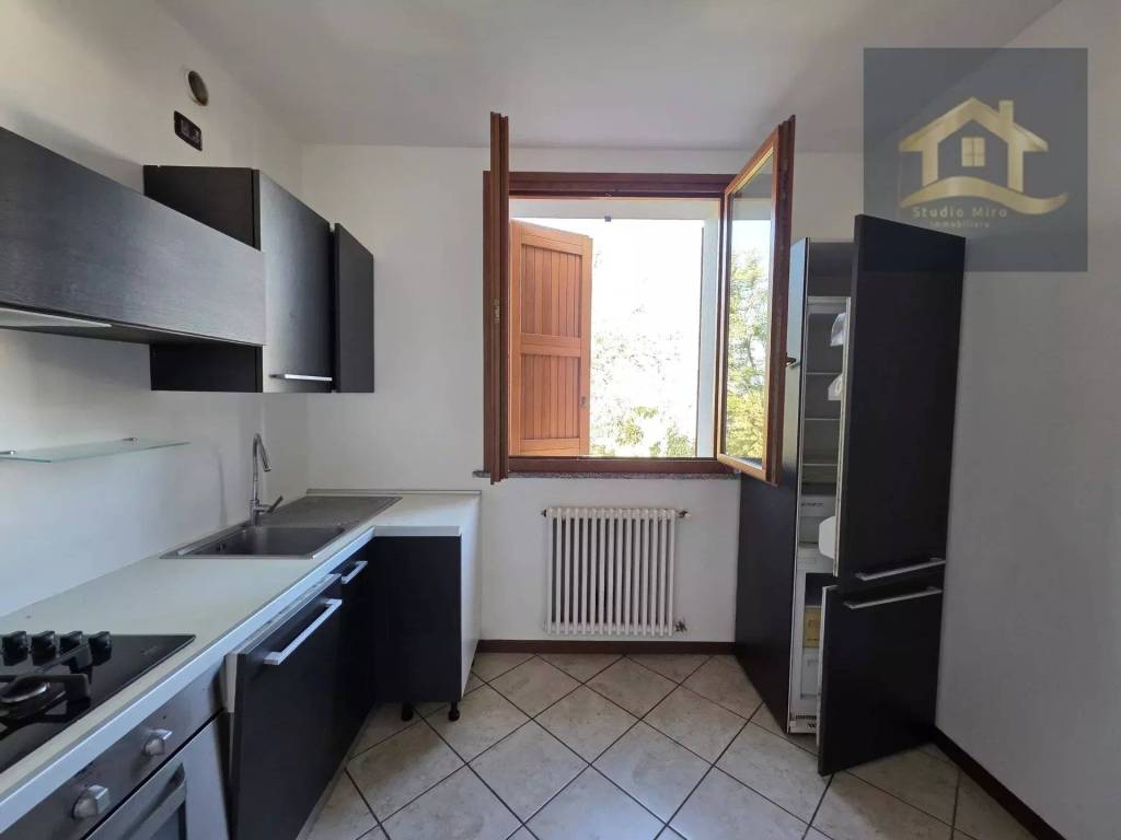 Appartamento a Collecchio in Strada Antolini - Foto 5