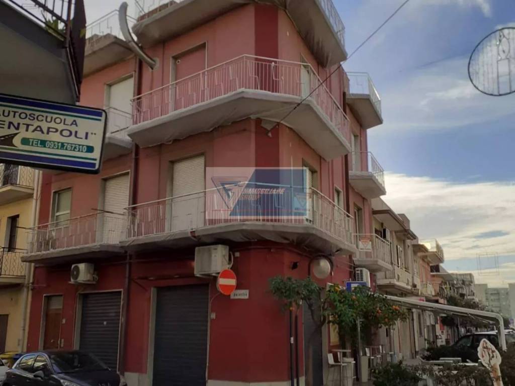 Palazzo / stabile a Priolo gargallo in VIA PALESTRO,89 - Foto 5