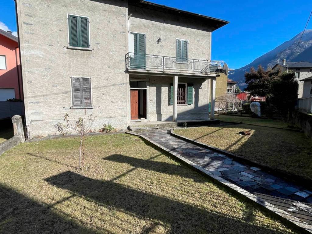 Appartamento a Ardenno in Via Guglielmo Marconi, 17 - Foto 2