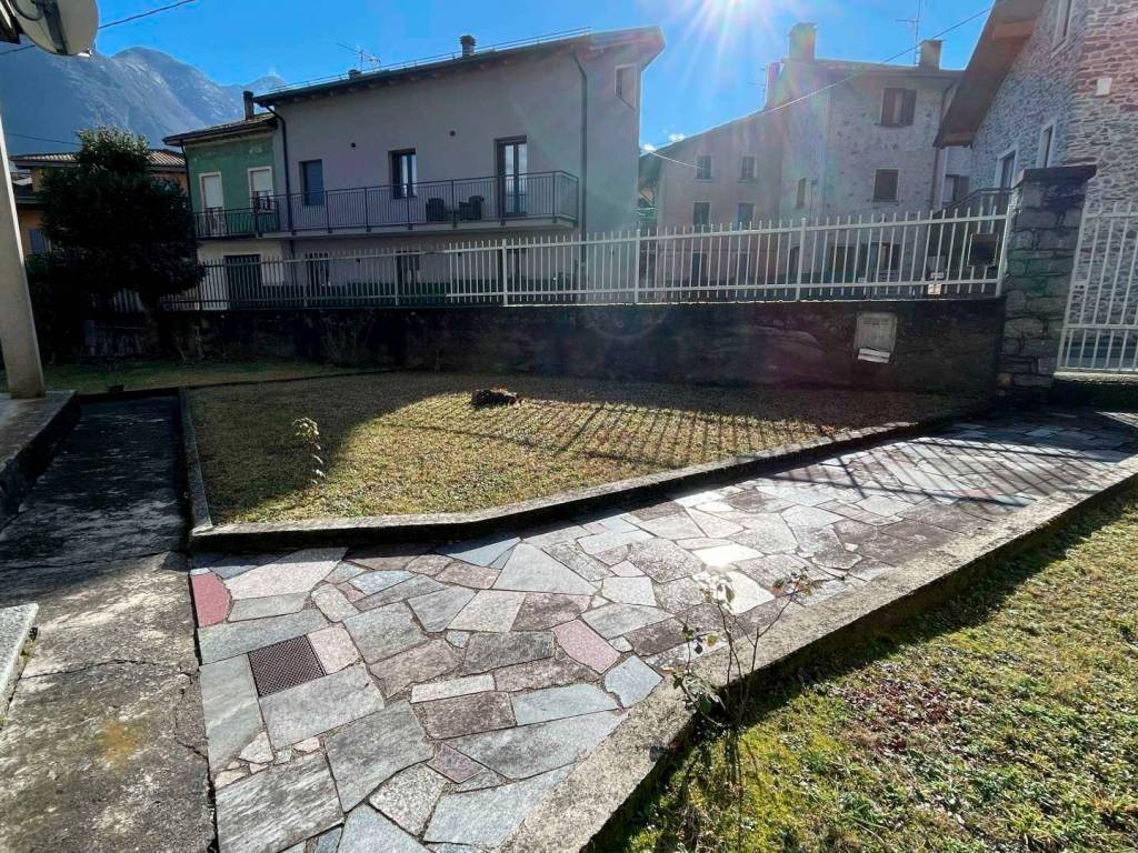 Appartamento a Ardenno in Via Guglielmo Marconi, 17 - Foto 5