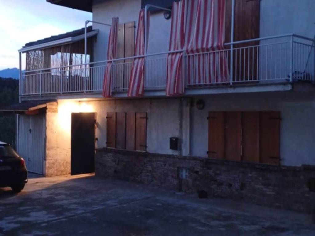 Casa indipendente a Cossato in Via Monte Grappa, 37 - Foto 2