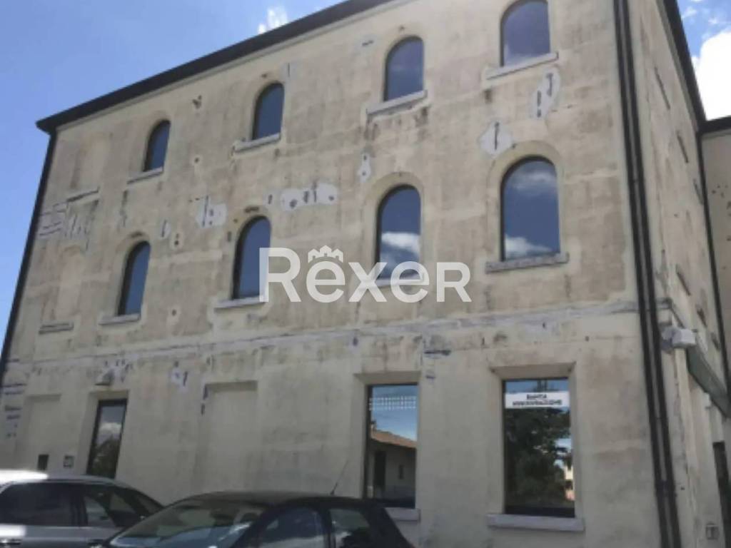 Immobile a Nervesa della battaglia in Piazzale Berti, 4 - Foto 2