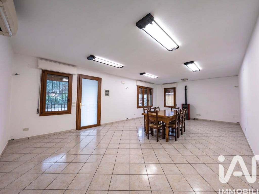 Villa a Rimini in Via San Salvatore, 65 - Foto 2