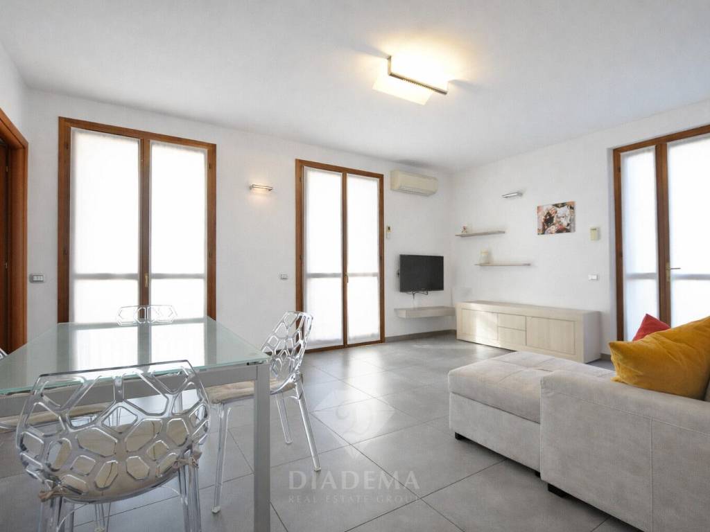 Villa a Besnate in Via Manzoni, 7 - Foto 3