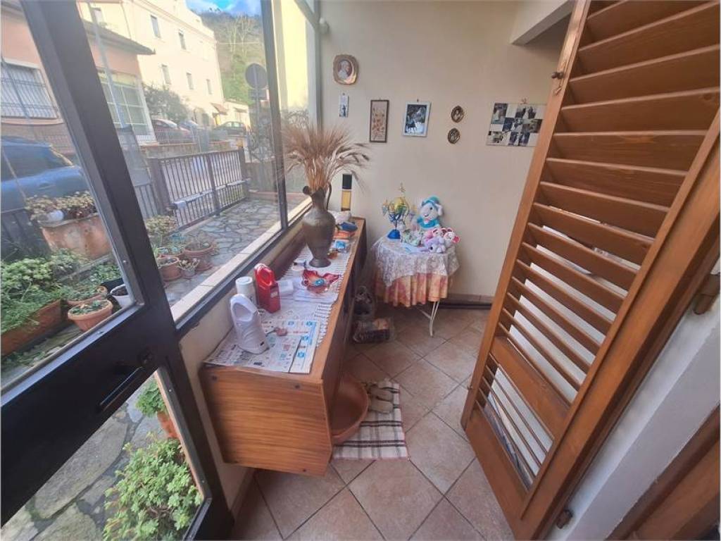 Appartamento a Monsummano terme in Piazza Giuseppe Giusti, 11 - Foto 3