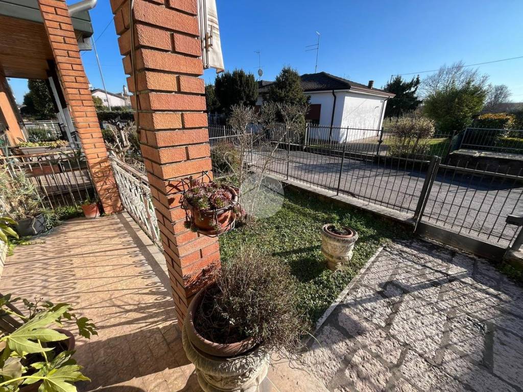 Villa a Verona in Via Gelmetto, 6 - Foto 3