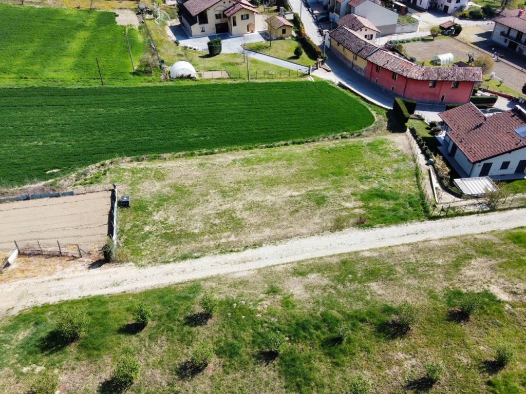 Terreno a Piobesi d'alba in Via Beppe Fenoglio, 2 - Foto 4