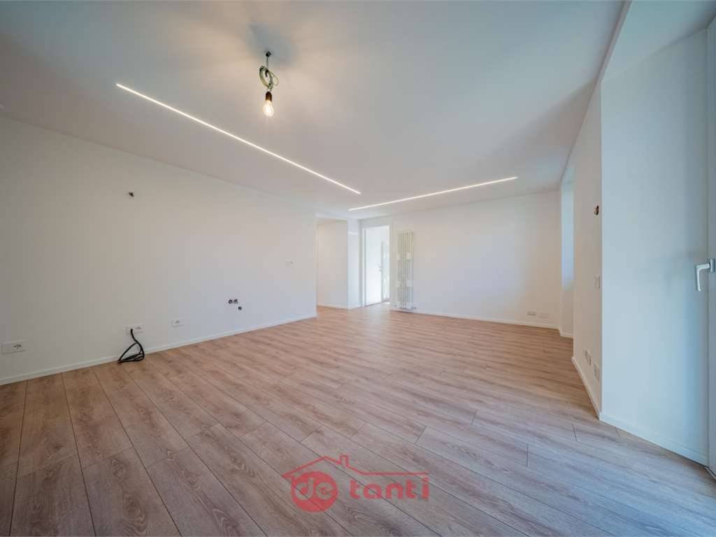 Appartamento a Chiavenna in Via Rezia , 32 - Foto 3
