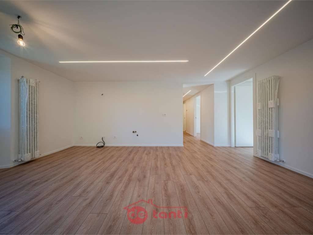 Appartamento a Chiavenna in Via Rezia , 32 - Foto 4