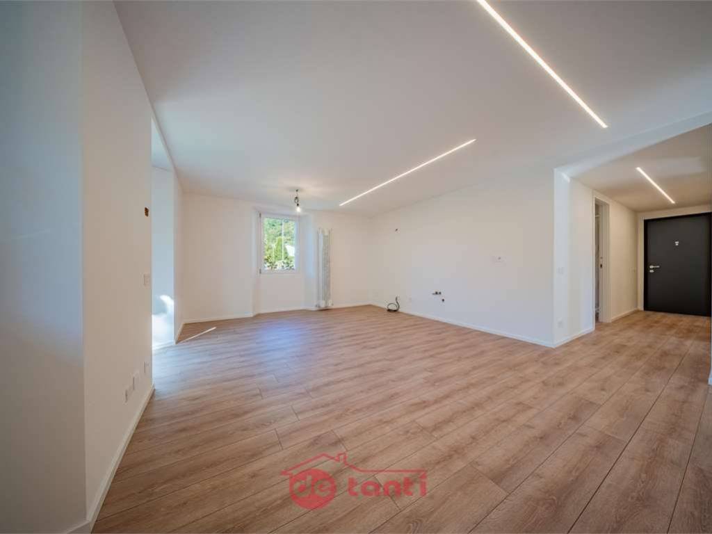 Appartamento a Chiavenna in Via Rezia , 32 - Foto 5