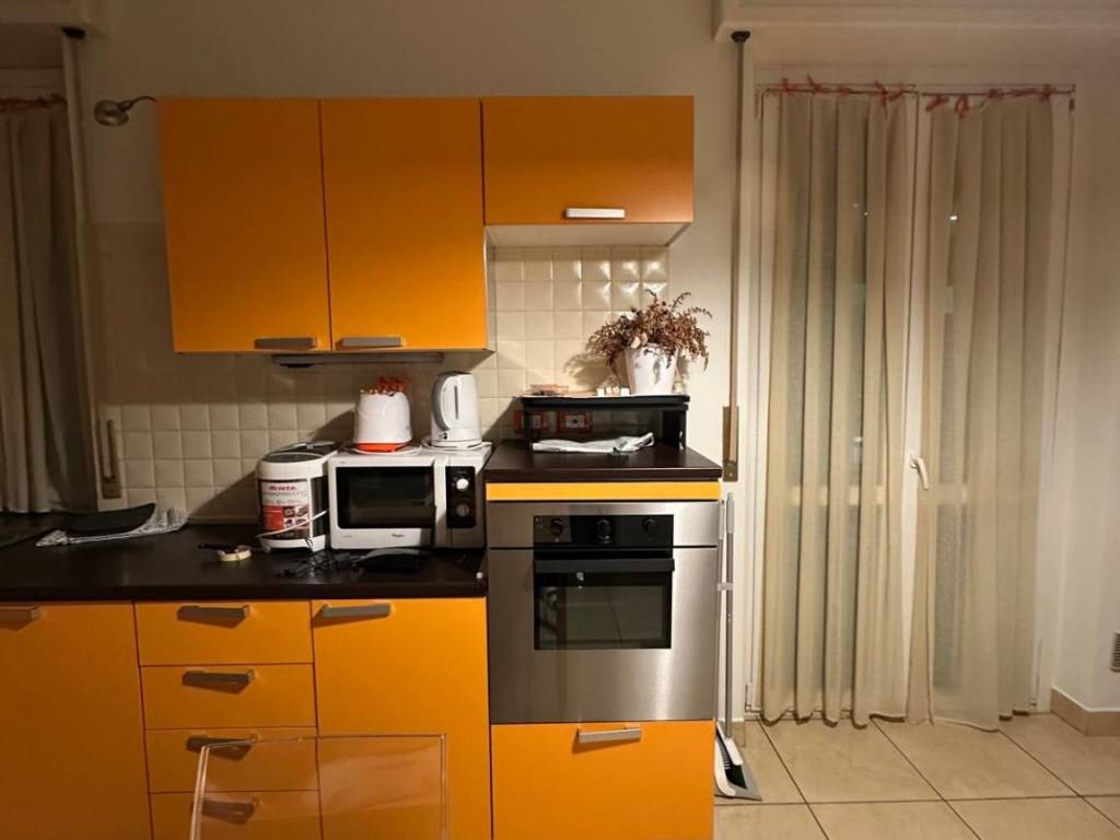 Appartamento a Pavia in Via Indipendenza, 64 - Foto 2