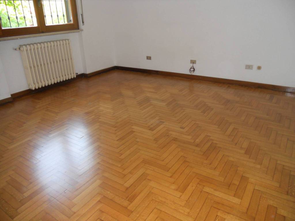 Appartamento a Crema in Via Viviani - Foto 2